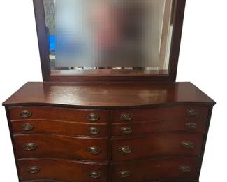 Vintage 1940s Bassett Mahogany Serpentine 6Drawer Dresser with Mirror