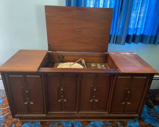 1960's Zenith Entertainment Center--Cosmetically Beautiful--Working RadiosRadios--Three-Speed Turntable needs TLC