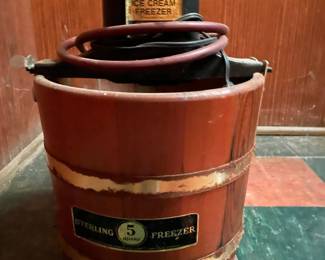 5-Quart, Electric,  Ice Cream Freezer/Maker