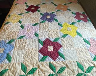 Beautiful Bed Quilt