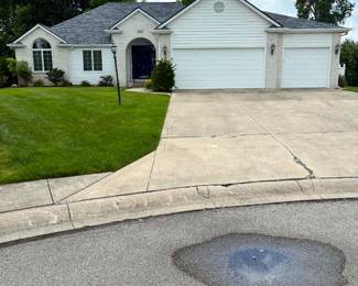 1031 Deer Cliff Ct.