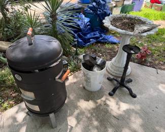 Smoker, Bird bath