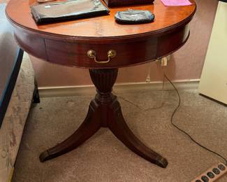Antique mahogany drum table