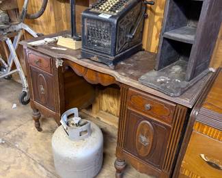 Antique vanity