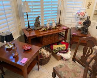 Set of end tables with server