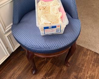 Vanity stool