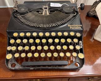 Remington Portable 1920's typewriter