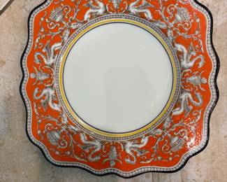 Wedgwood "Florentine" dessert/salad plates w/serving bowl