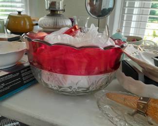 Punch bowl set