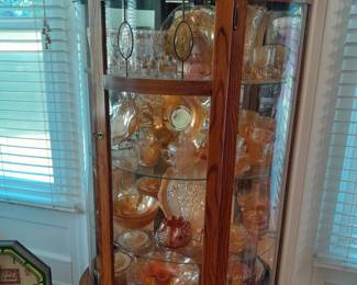China cabinet - round glass