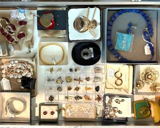 Collection of vintage, fine and costume jewelry