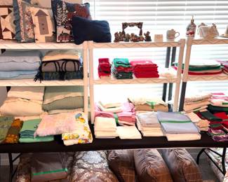 Quilts, blankets and linens 