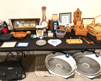 Longaberger and other wicker baskets, Lasko 20" Wind Machine Fans, and other misc home decor 