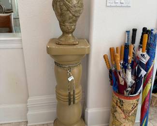 Umbrellas, plaster column, plaster vase, 