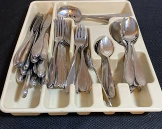 Stainless Flatware Set  Oneida  Forks  Spoons  Knives  Serving Spoons