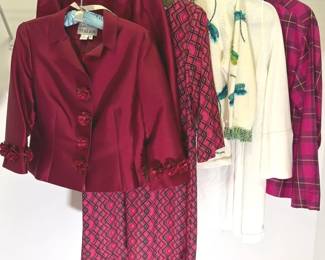 Womens Size Medium Clothing