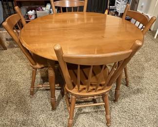 Round Oak Dining Table with Four Chairs third image
