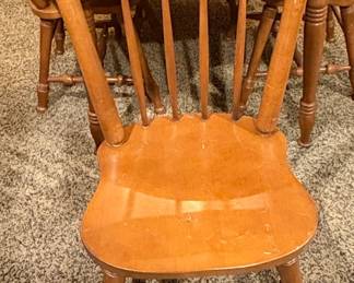 Round Oak Dining Table with Four Chairs second image