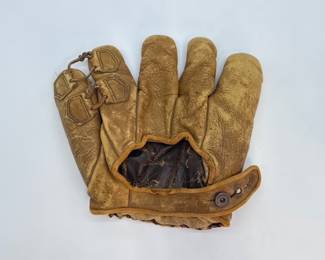 Mel Ott Baseball Glove