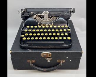 Corona 4 Typewriter and Case