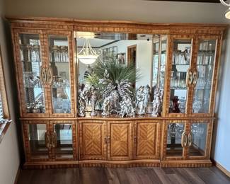 Mid Century Modern American of Martinsville Lighted China Cabinet