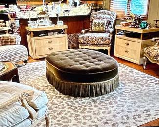 Assorted Furnishings and Decor