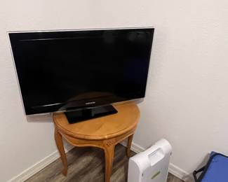 TV, ACCENT TABLE
