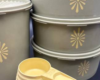 Tupperware Vintage Green Canisters And Measuring Cups
