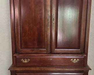 ChestTv Holder  Dark Wood, 4 Drawers Tv Not Included