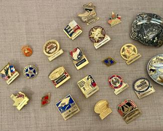 HOUSTON LIVESTOCK SHOW COMMITTEEMAN BADGES