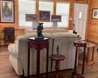 PEDESTAL TABLES