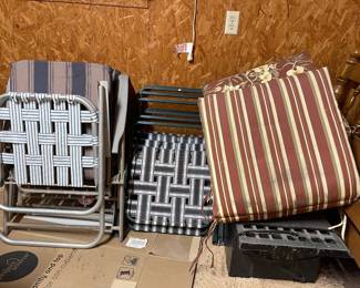 VINTAGE WEBBED ALUMINUM LAWN CHAIRS