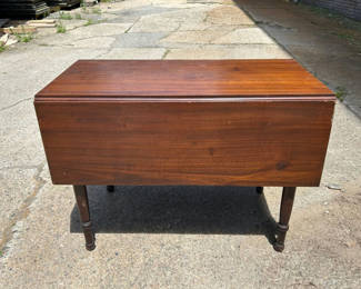 Lot 31: Antique Drop Leaf Table 