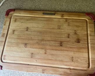 Wooden cutting board
