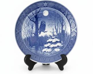 Royal Copenhagen "Winter Twilight" Collector Plate
