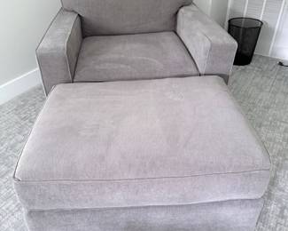Ashley Furniture Altari Chair and Ottoman Set