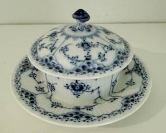 Royal Copenhagen Blue Fluted Half Lace Tureen with Underplate