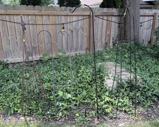Set of 4 Metal Garden Plant Supports/Obelisks