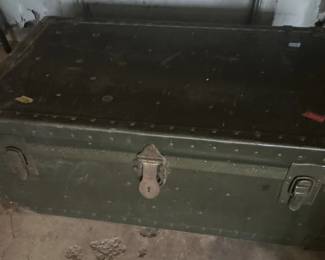 Military trunk