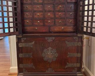 Each little drawers has text describing what was inside