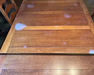 Tables extends to fit 8 