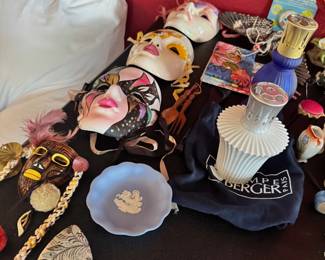 Knick Knacks