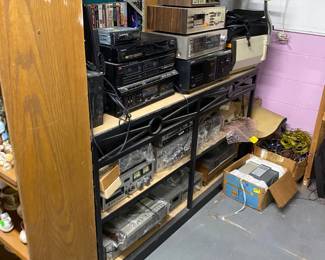 Mooooore electronics