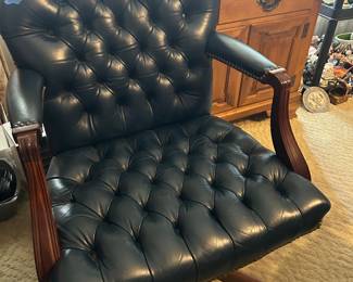 Leather Tufted Office Chair
