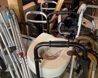 large amount handicap equipment 