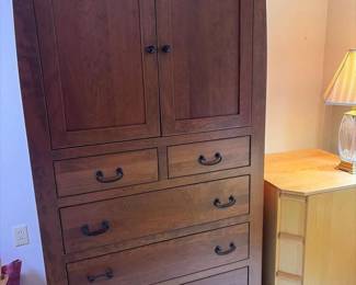 396 heavysolidwoodmissionstylearmoired