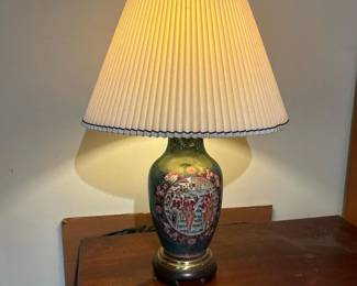 200 painted30ceramictablelampwitheques