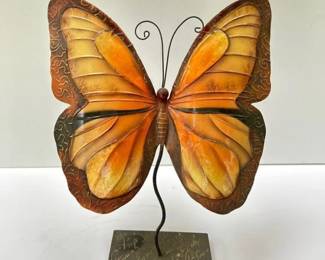 277 metalbutterflysculptureorangemonarch