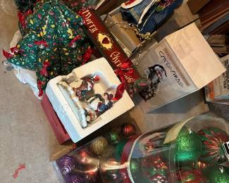 583 mixedchristmasdecorlot