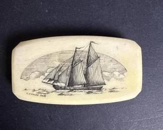 085 scrimshawengravedfoldingpocketknife